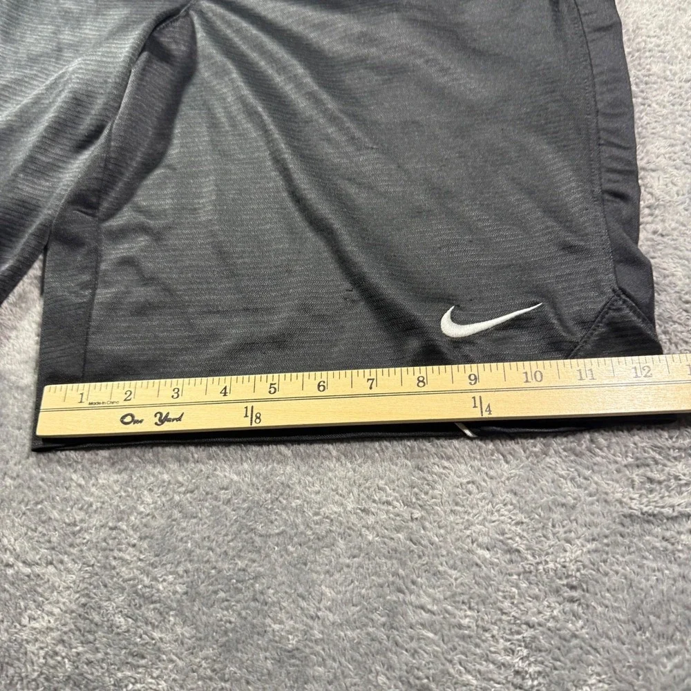 Nike Mens Basketball Athletic Shorts Black Textured Knit Size Medium Pocketed